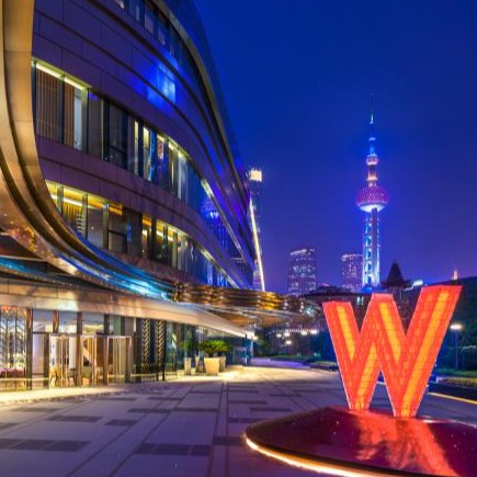 上海外滩W酒店荣膺2023悦游金榜最佳潮流酒店