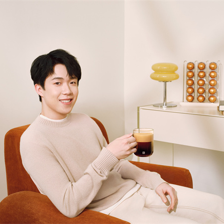 举杯时刻 品享艺境 Nespresso奈斯派索官宣王楚钦为Nespresso奈斯品牌大使