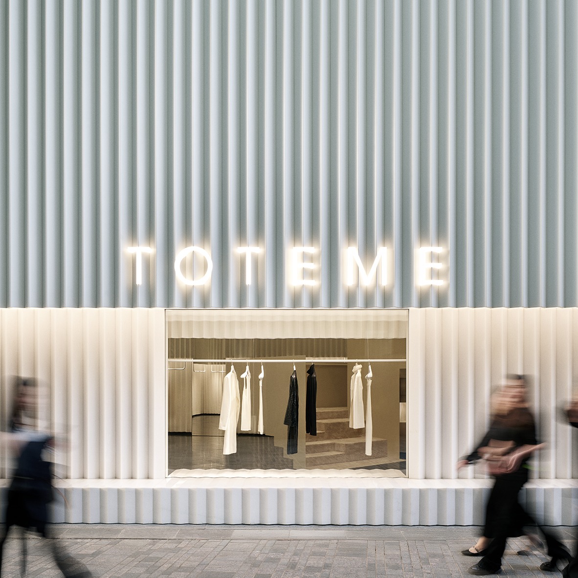 TOTEME联合HERZOG & DE MEURON，中国首家旗舰店盛大揭幕