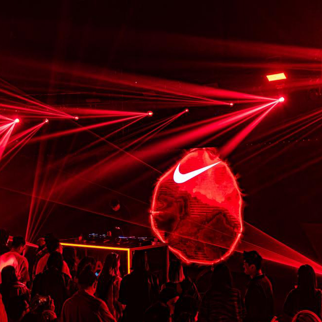 Nike ∞ 摩登天空MVM 联合呈现 一场红色的异能暗涌